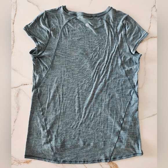 LULULEMON Another Mile Short Sleeve Running Shirt Green Size 10? - Picture 3 of 12